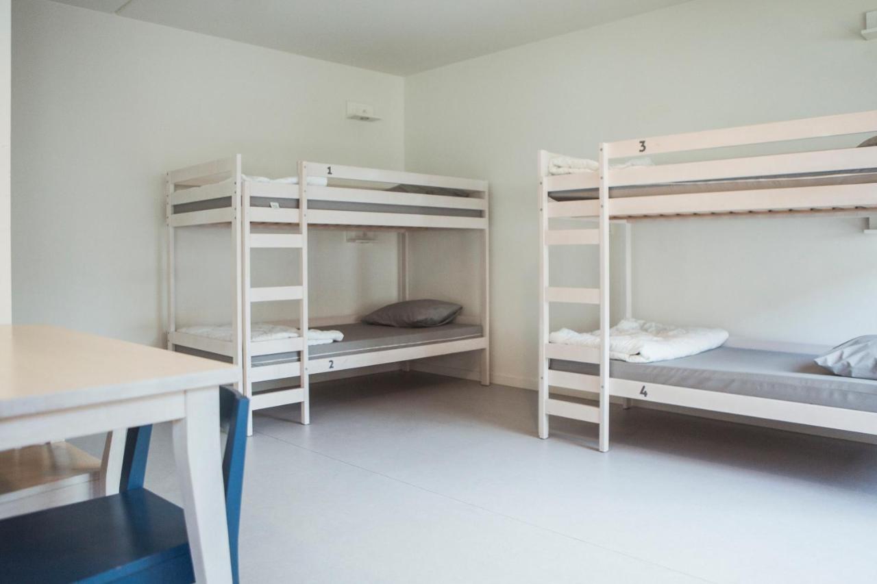 Snuffel Hostel *